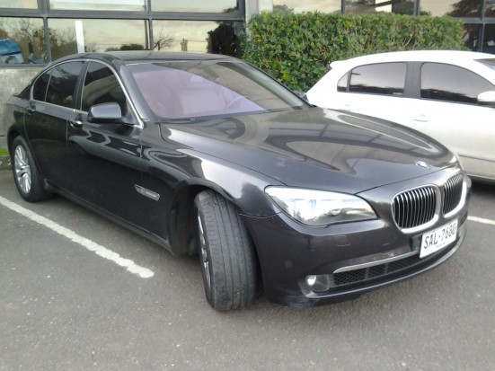 BMW 740