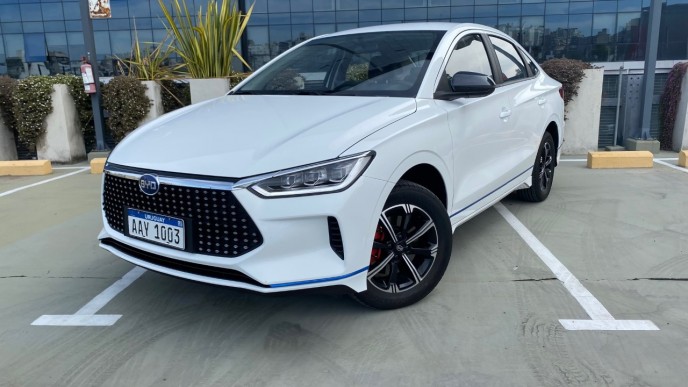 BYD E3