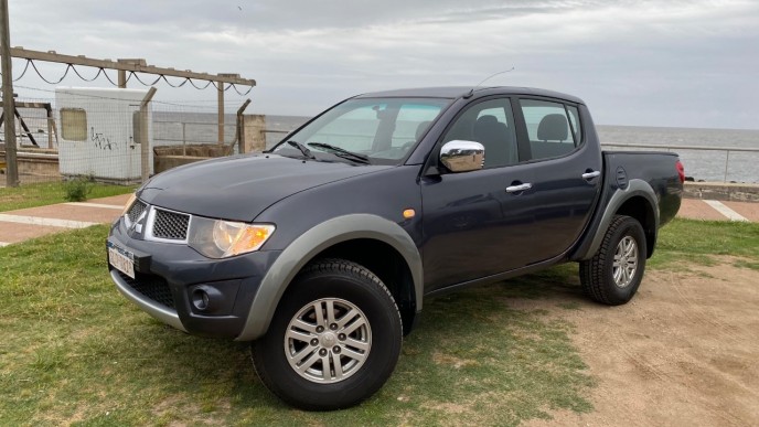 Mitsubishi L200 Automática