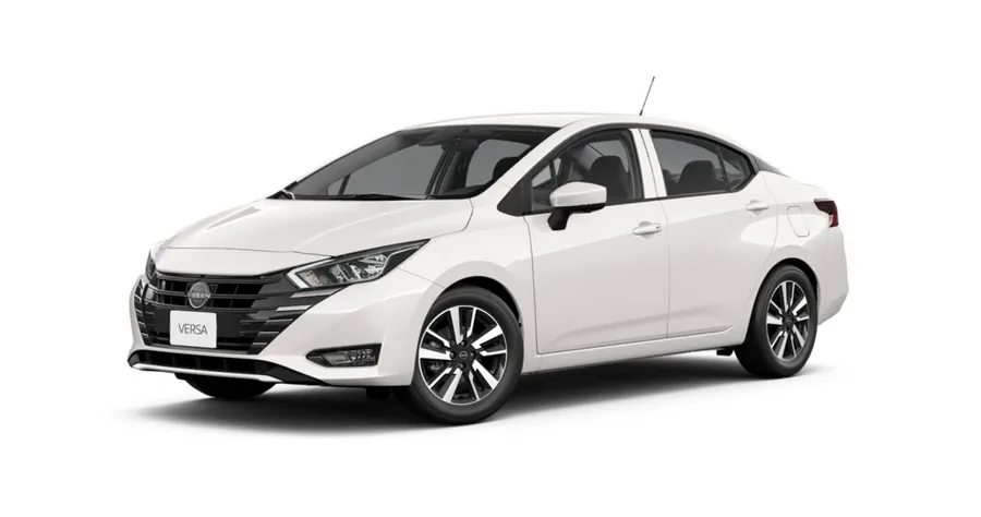 Nissan Versa — Blanco Perlado